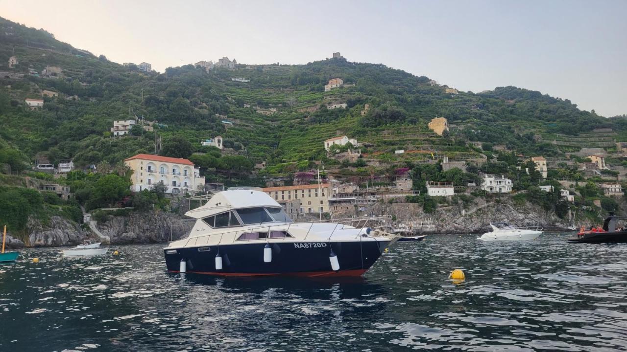 Hotel Salerno Yacht Zewnętrze zdjęcie