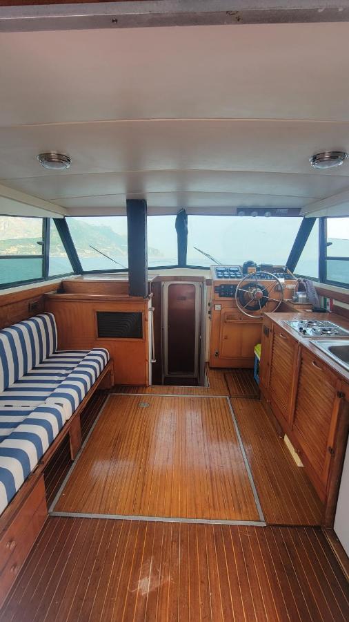 Hotel Salerno Yacht Zewnętrze zdjęcie